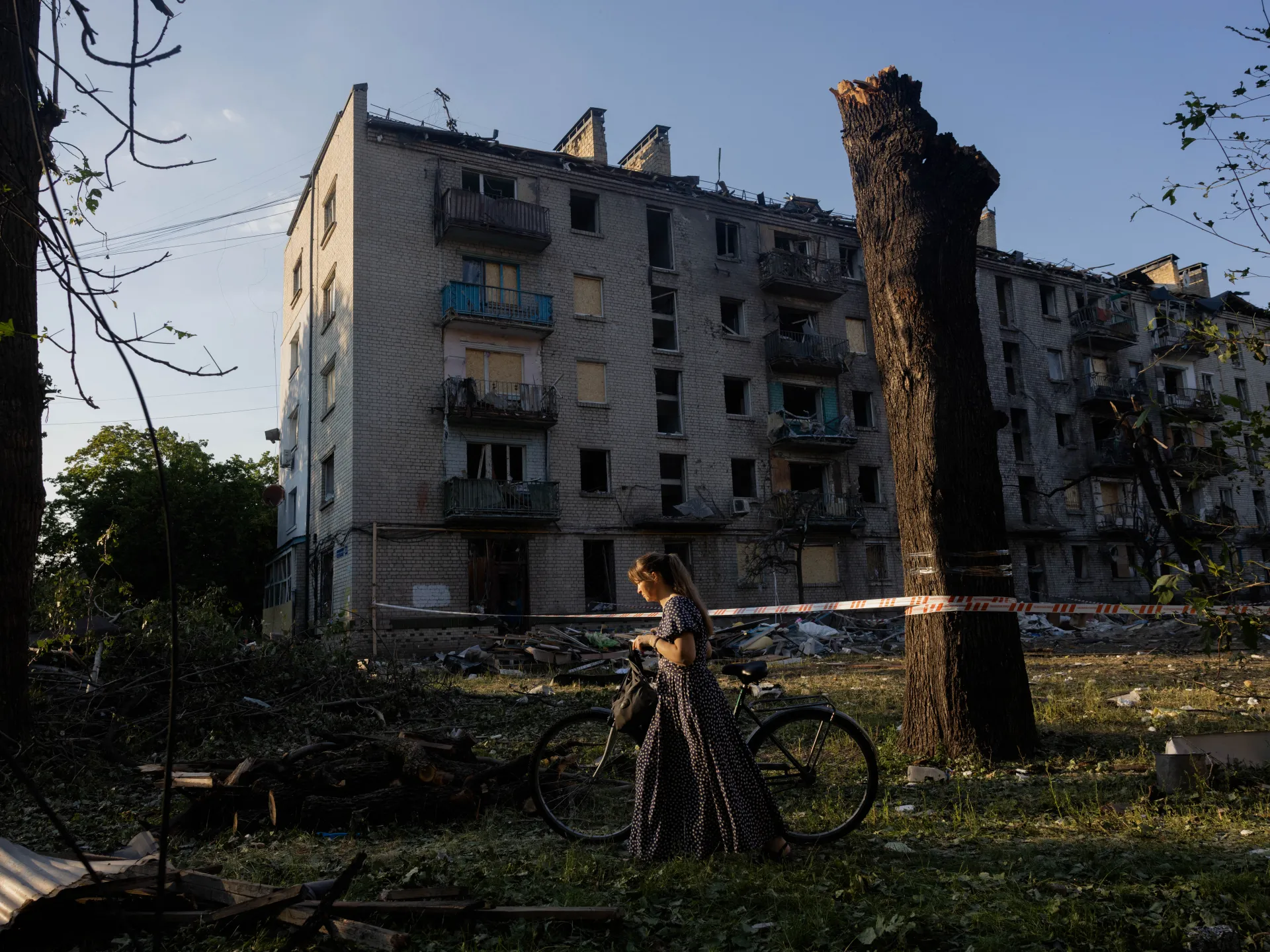 Escalating Conflict: Casualties Mount in Ukraine Following Intense Russian Strikes
