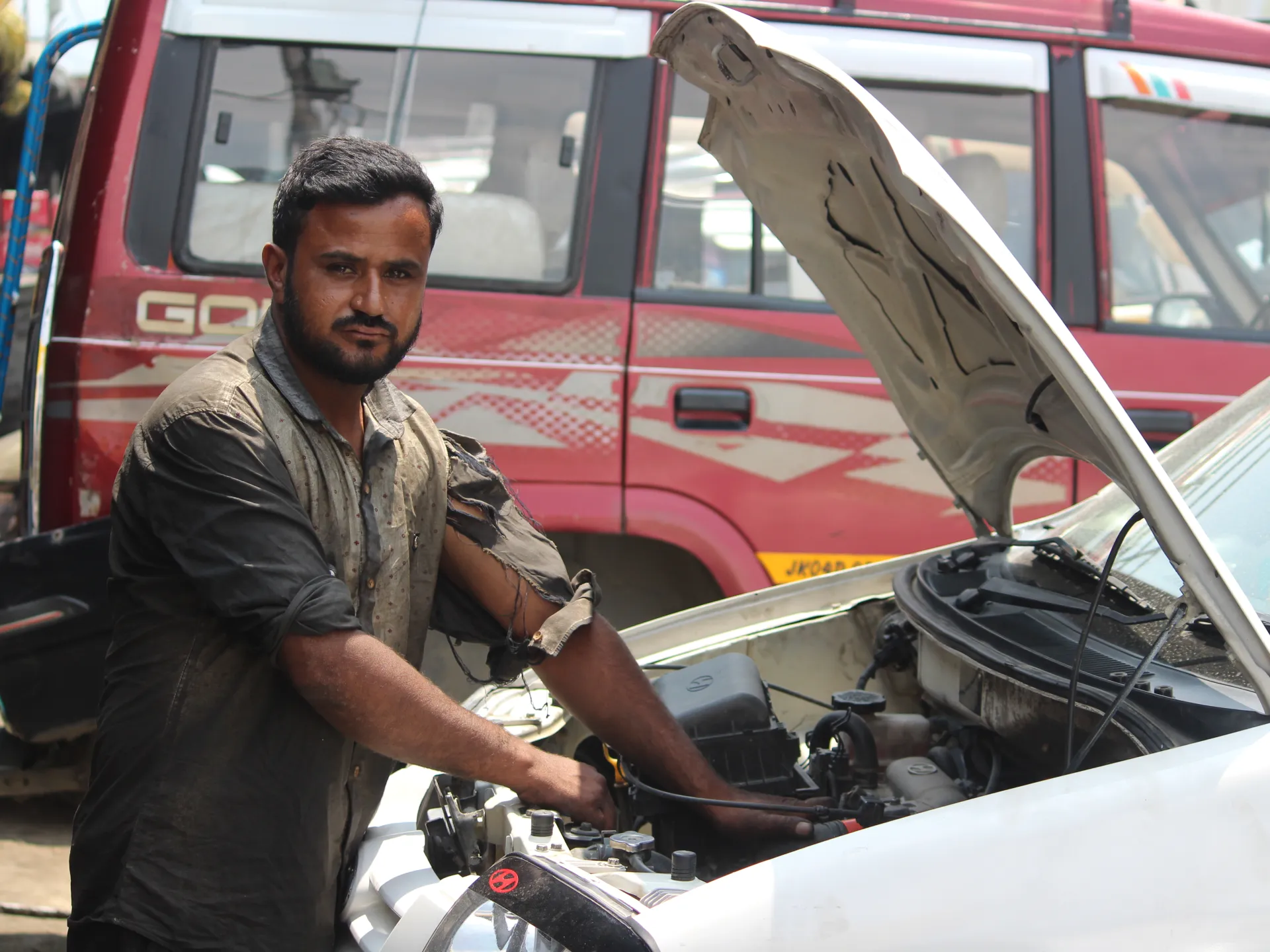 India's E20 Ethanol Blend: Vehicle Owners Report Performance Issues, Government Faces Scrutiny