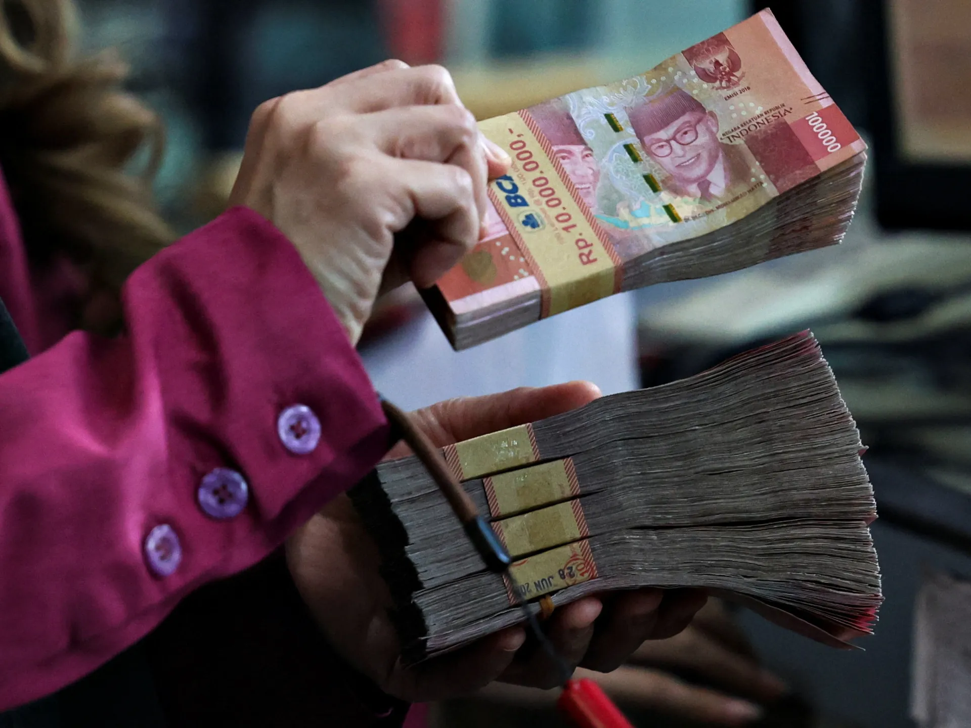 Indonesia's Anti-Graft Prosecutor Resigns Amidst Police Investigation