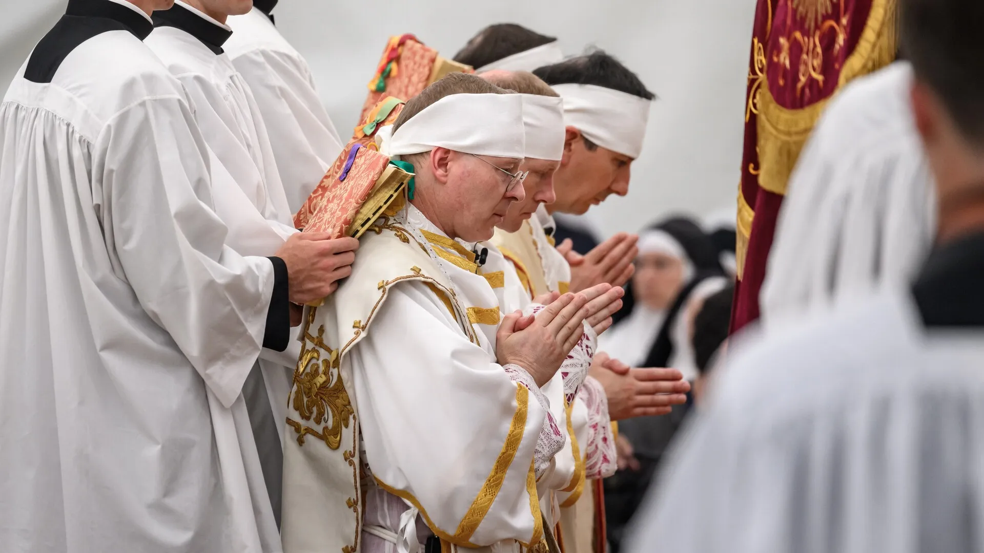 Internal Divisions Emerge as Catholic Faction Ordains Bishops Against Vatican Directives