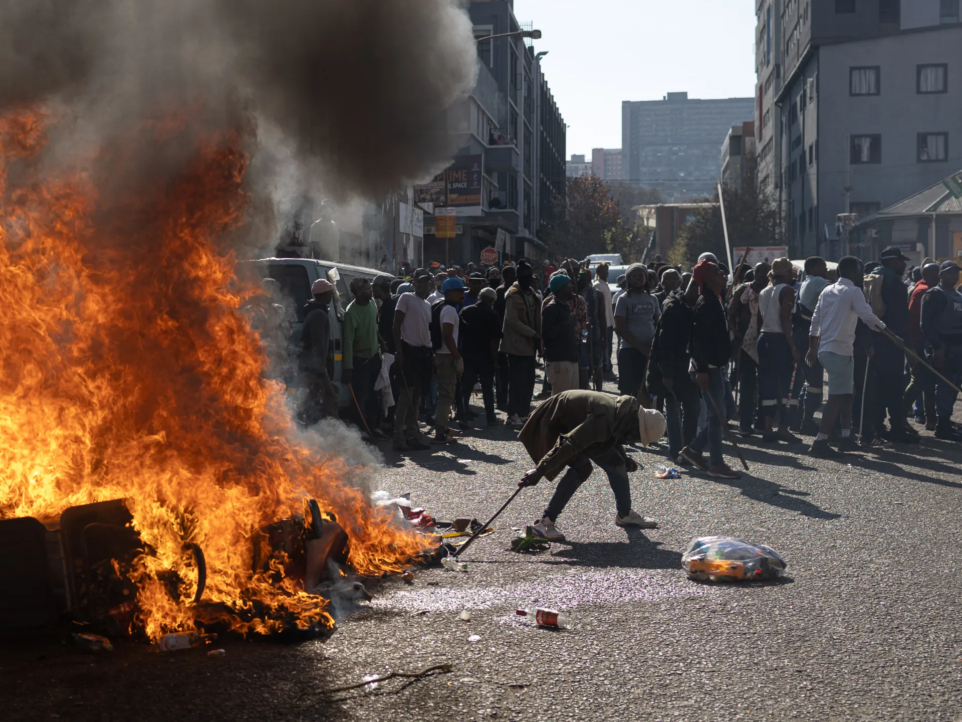 Over 900 Arrested Amidst South Africa's Anti-Immigrant Demonstrations