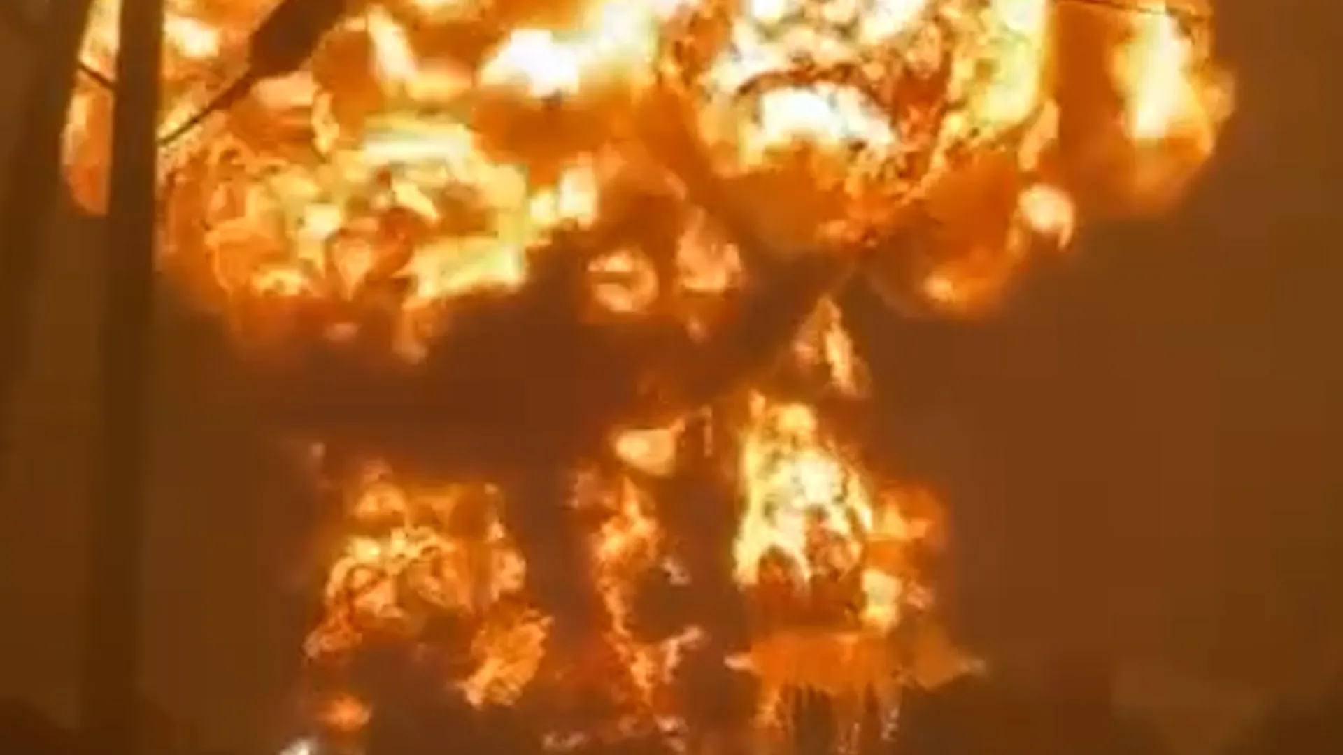 Reported Explosions and Fires in Russia Amidst Ukrainian Drone Activity