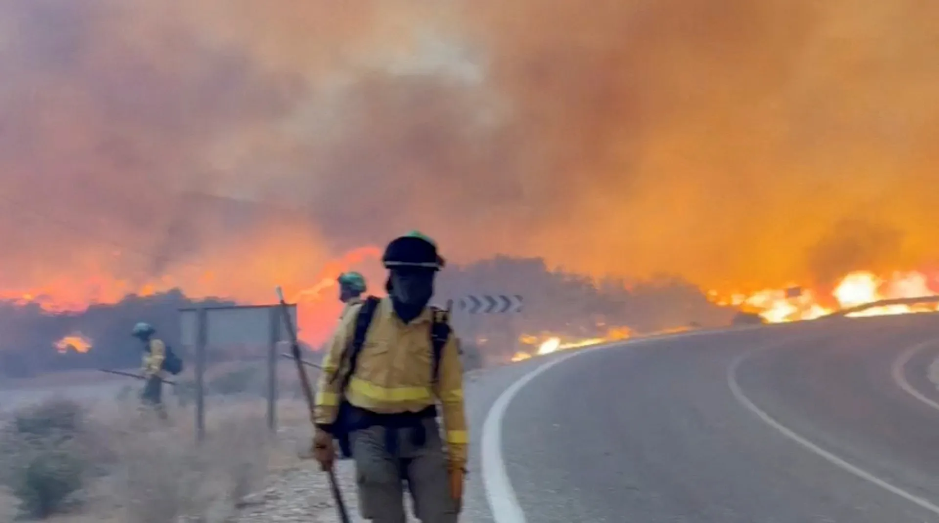 Tragic Wildfire in Southern Spain Claims Multiple Lives, Victims Discovered in Vehicles Amidst Heatwave